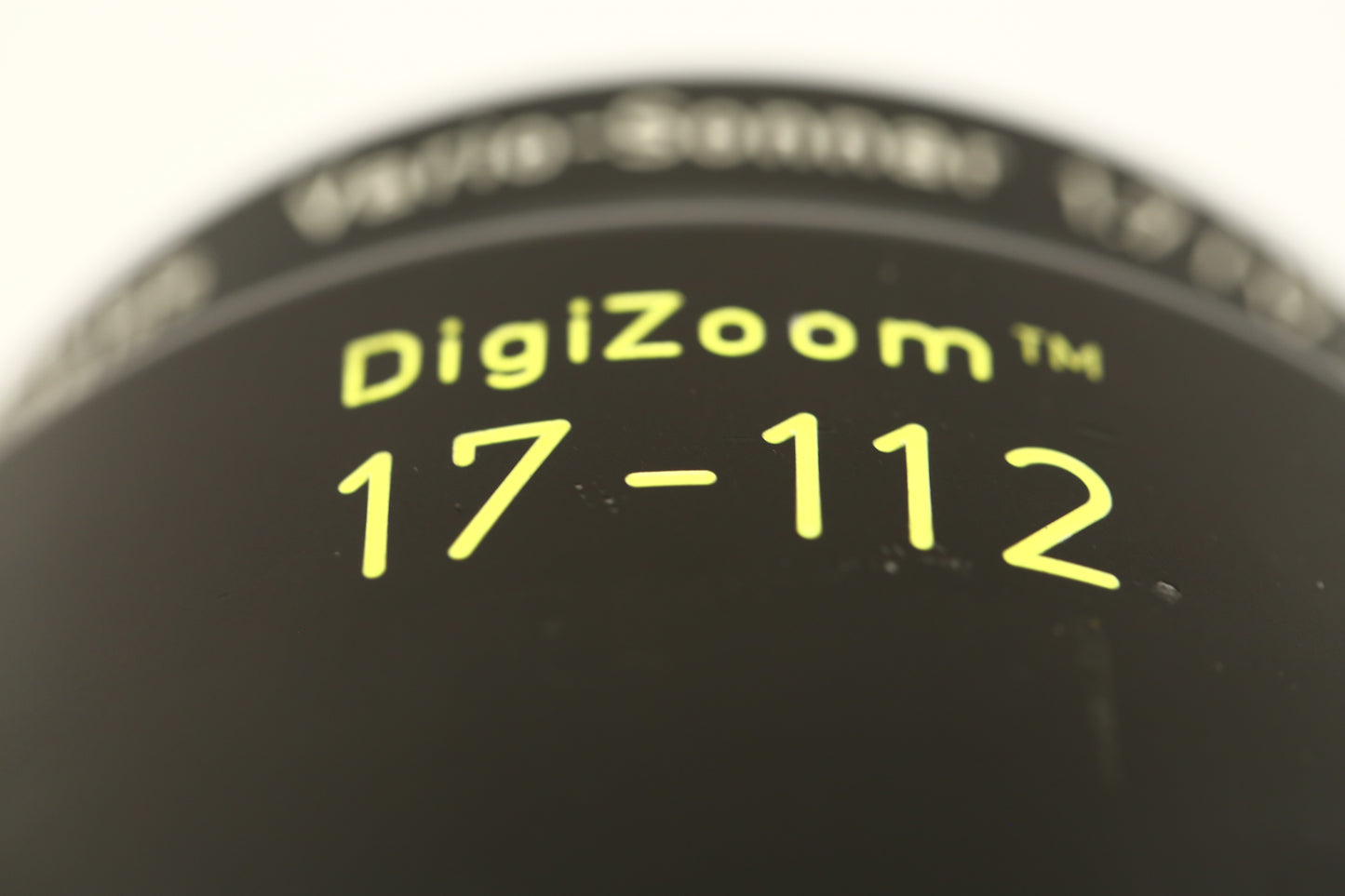 ZEISS DIGIZOOM 17–112mm T1.9 HD LENS – 2/3" B4 MOUNT