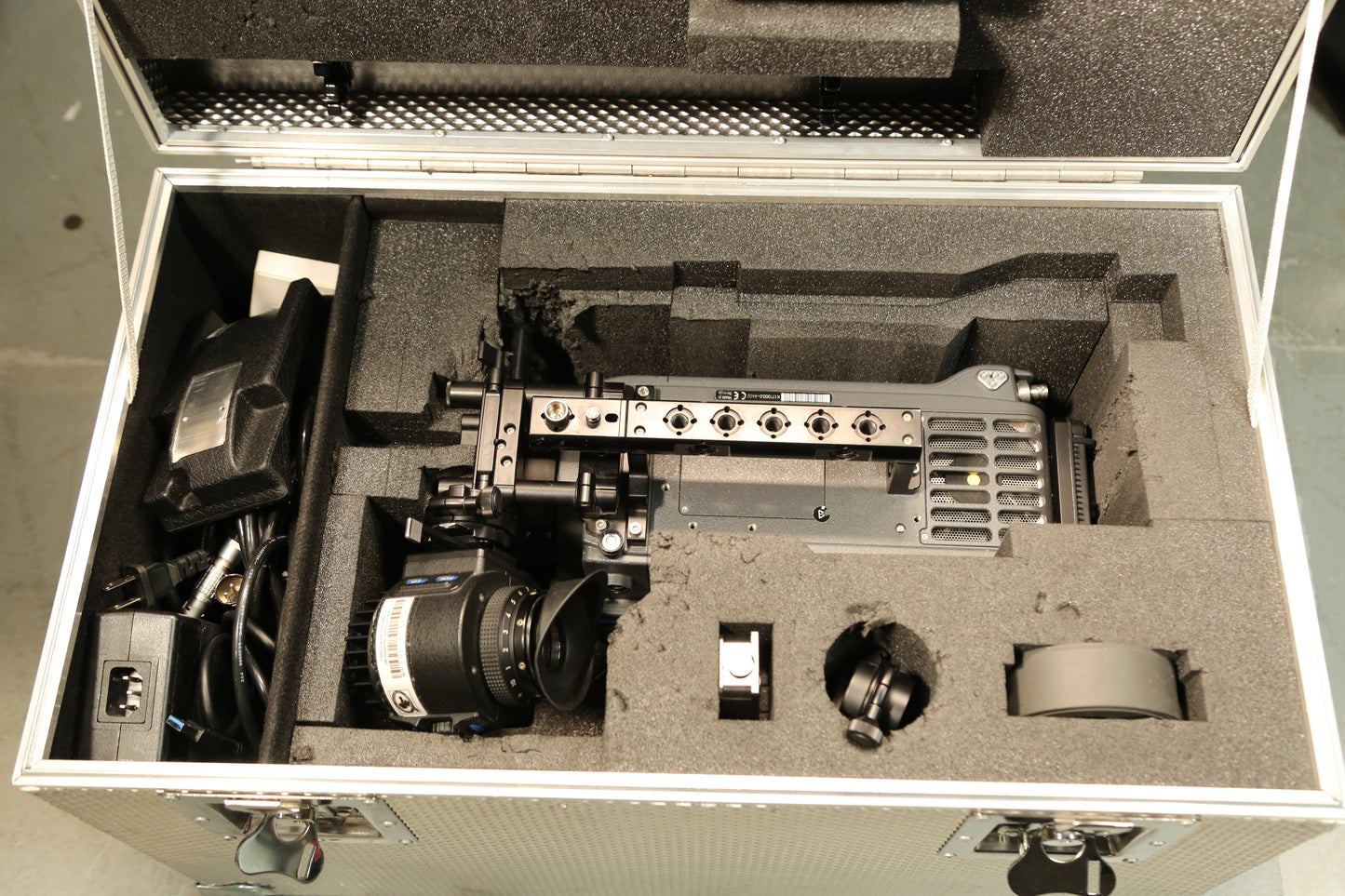 ARRI Alexa XT Camera – ONLY 392 hours